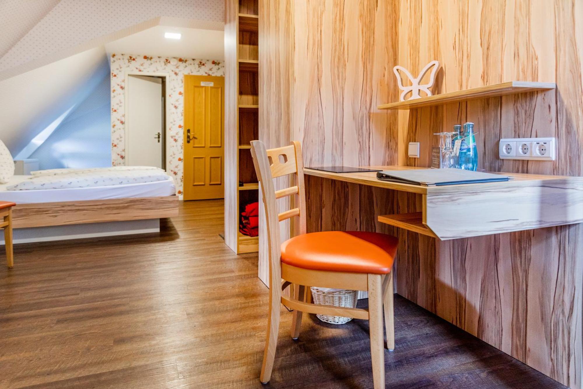 קמניץ Hotel Folklorehof מראה חיצוני תמונה